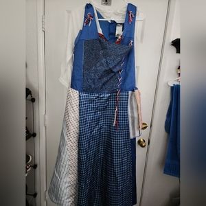 Belle Halloween costume size xl 18/20